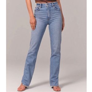 Abercrombie Ultra High Rise 90s Straight Jean